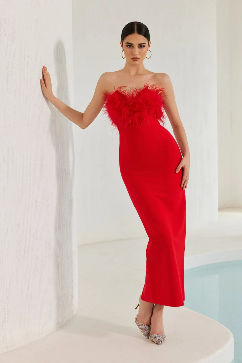 Archer Red Strapless Feather Bandage Evening Dress