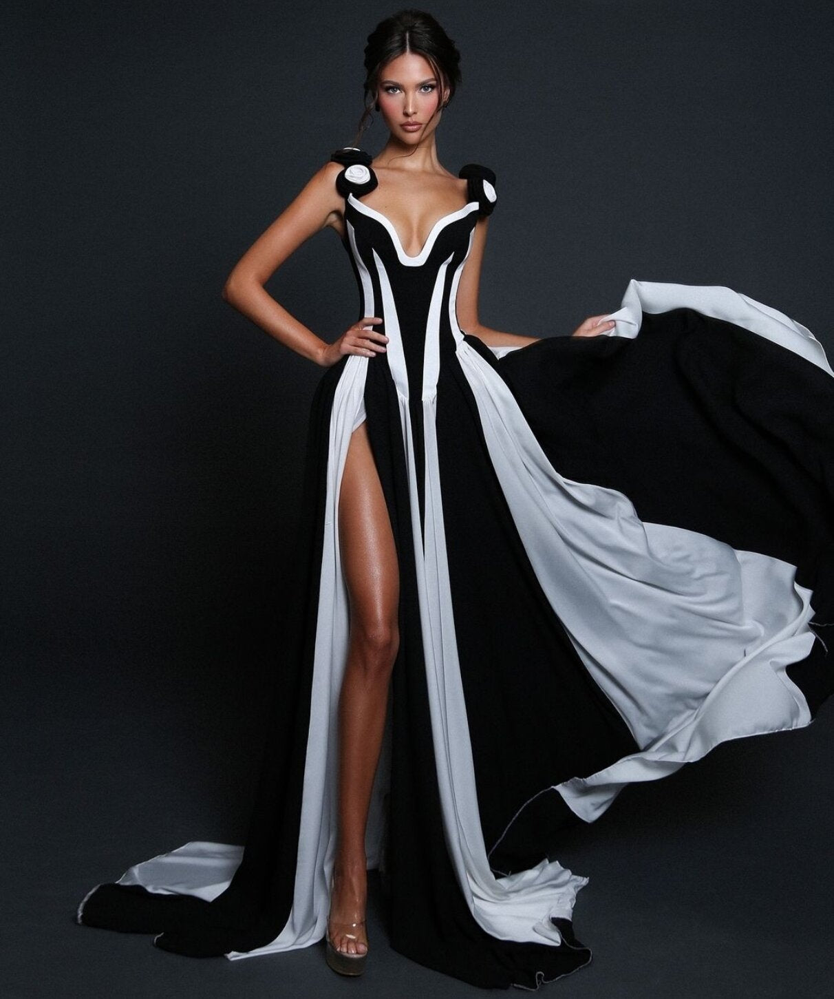 Obelia V-neck High Slit Maxi Dress Secondary image