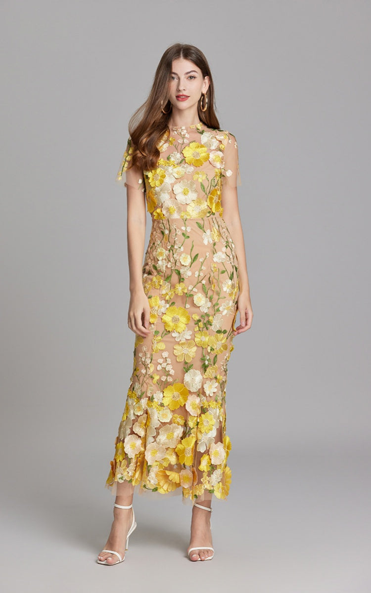 Keira Yellow 3D Floral Short Sleeve Maxi Dress